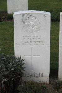Les Baraques Military Cemetery Sangatte - Batty, George