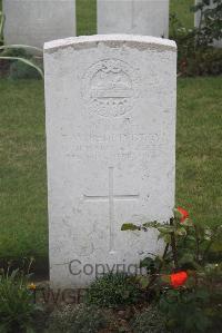 Les Baraques Military Cemetery Sangatte - Beddington, T W