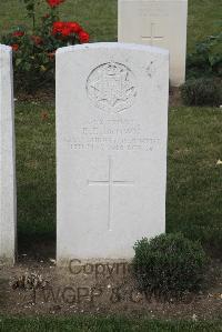 Les Baraques Military Cemetery Sangatte - Brown, Edward Ernest