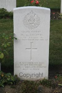 Les Baraques Military Cemetery Sangatte - Brown, Harry Edward