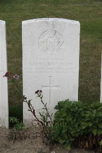 Les Baraques Military Cemetery Sangatte - Buttolph, Daniel
