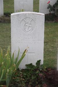Les Baraques Military Cemetery Sangatte - Caselton, Herbert