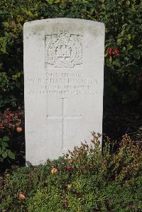 Les Baraques Military Cemetery Sangatte - Charlesworth, William Robert