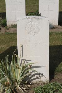 Les Baraques Military Cemetery Sangatte - Clark, C H