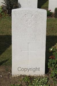 Les Baraques Military Cemetery Sangatte - Colliston, David