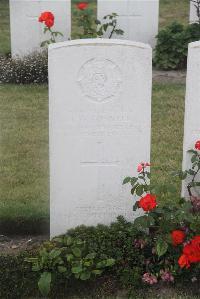 Les Baraques Military Cemetery Sangatte - Connell, J W