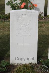 Les Baraques Military Cemetery Sangatte - Coote, John Henry