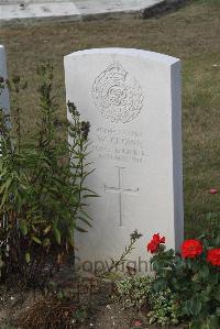 Les Baraques Military Cemetery Sangatte - Crowe, W