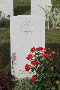 Les Baraques Military Cemetery Sangatte - Cullen, Thomas