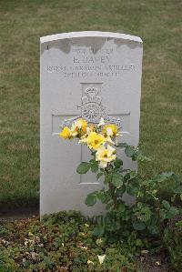 Les Baraques Military Cemetery Sangatte - Davey, E