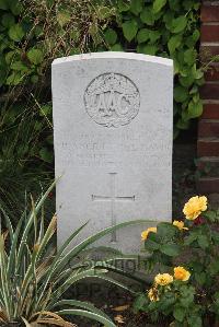 Les Baraques Military Cemetery Sangatte - Davis, Silance Ethel