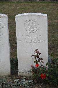 Les Baraques Military Cemetery Sangatte - Dennis, F