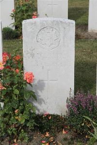 Les Baraques Military Cemetery Sangatte - Dennison, William Arthur