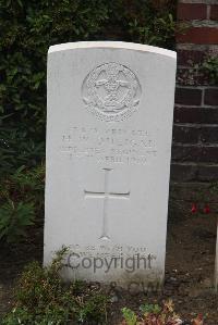 Les Baraques Military Cemetery Sangatte - Duligal, Henry Walter