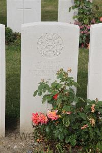 Les Baraques Military Cemetery Sangatte - Epton, W H