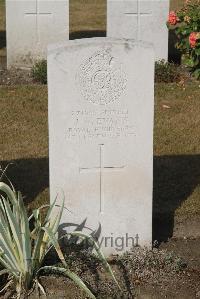 Les Baraques Military Cemetery Sangatte - Evans, J W