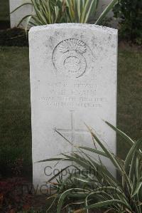 Les Baraques Military Cemetery Sangatte - Evans, W E