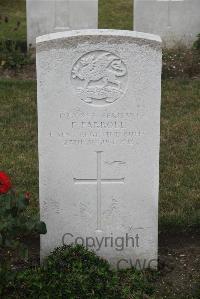 Les Baraques Military Cemetery Sangatte - Farroll, F