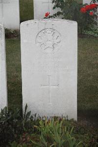 Les Baraques Military Cemetery Sangatte - Fern, A E
