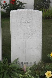 Les Baraques Military Cemetery Sangatte - Fowler, Thomas Eaton