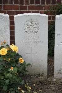 Les Baraques Military Cemetery Sangatte - Freeman, T