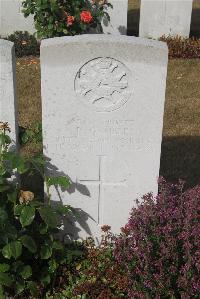 Les Baraques Military Cemetery Sangatte - Gamble, R