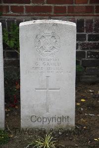 Les Baraques Military Cemetery Sangatte - Gauld, G