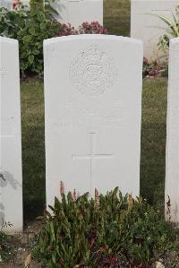 Les Baraques Military Cemetery Sangatte - Gilhooly, James Stephen