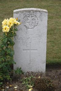 Les Baraques Military Cemetery Sangatte - Glancey, T
