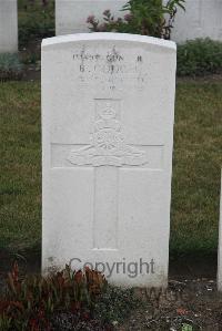 Les Baraques Military Cemetery Sangatte - Gough, B
