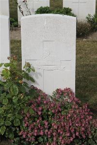 Les Baraques Military Cemetery Sangatte - Greaves, G