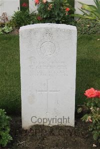 Les Baraques Military Cemetery Sangatte - Greenlees, T