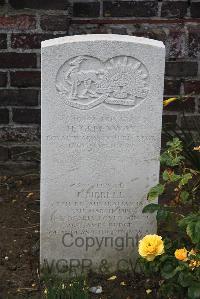 Les Baraques Military Cemetery Sangatte - Greenway, H