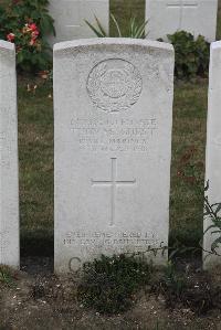 Les Baraques Military Cemetery Sangatte - Guest, Thomas
