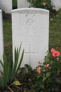Les Baraques Military Cemetery Sangatte - Haines, E S W