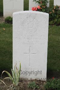 Les Baraques Military Cemetery Sangatte - Hamilton, Gavin George