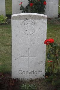 Les Baraques Military Cemetery Sangatte - Harris, R G