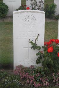 Les Baraques Military Cemetery Sangatte - Harvey, William George