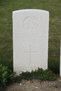 Les Baraques Military Cemetery Sangatte - Helme, Edward Douglas