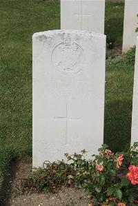 Les Baraques Military Cemetery Sangatte - Herring, William John