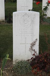 Les Baraques Military Cemetery Sangatte - Hounam, John