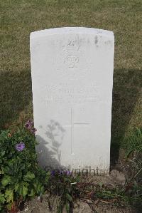 Les Baraques Military Cemetery Sangatte - Houseman, W