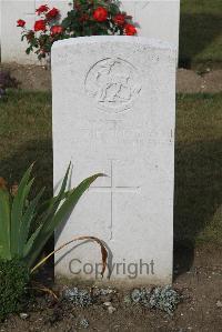 Les Baraques Military Cemetery Sangatte - Huntley, A W E