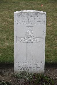 Les Baraques Military Cemetery Sangatte - Ince, W