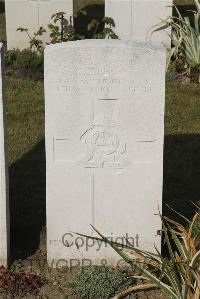 Les Baraques Military Cemetery Sangatte - Jeffreys, Charles