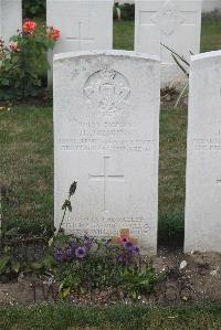 Les Baraques Military Cemetery Sangatte - Jenkins, H