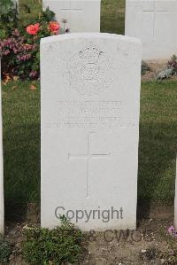 Les Baraques Military Cemetery Sangatte - Jennings, Alfred Arthur