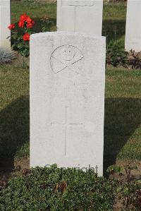 Les Baraques Military Cemetery Sangatte - Julian, J E