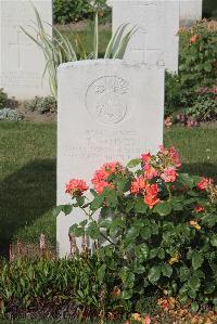 Les Baraques Military Cemetery Sangatte - Kennedy, Thomas Sneddon