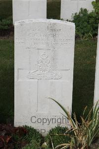 Les Baraques Military Cemetery Sangatte - Knight, Clarence George